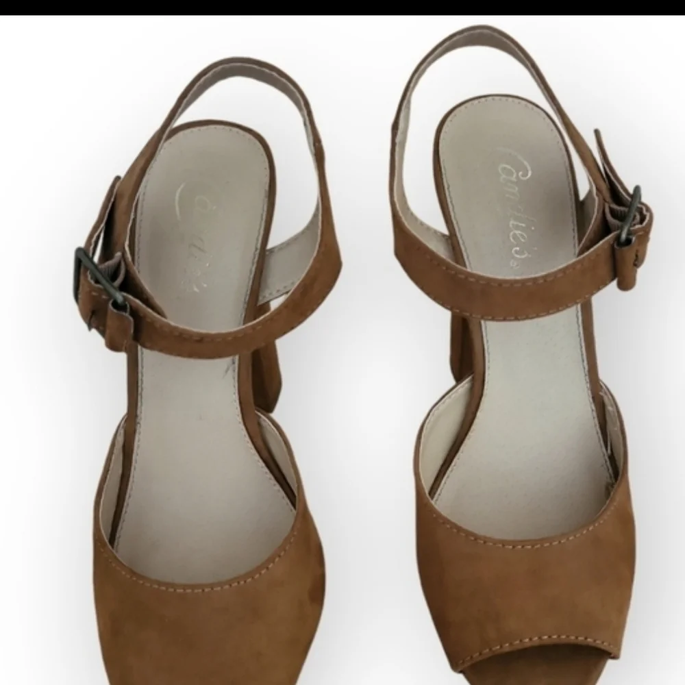 🤎 Candie’s Brown Suede Platform Heels – Size 8.5